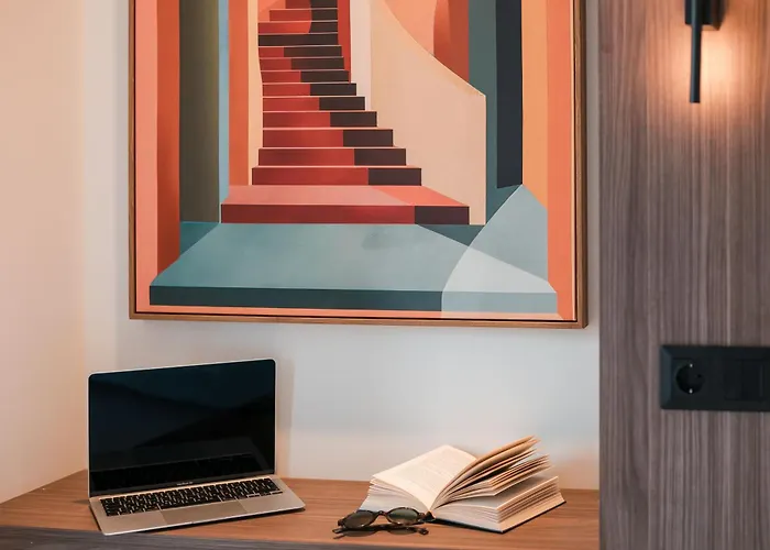 Aurora Living - Adults Only