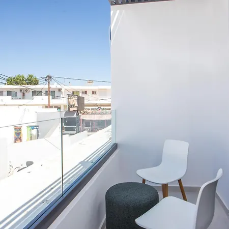 Отель Aurora Living - Adults Only