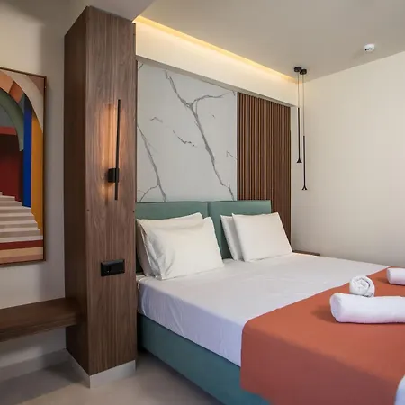 Aurora Living - Adults Only Otel