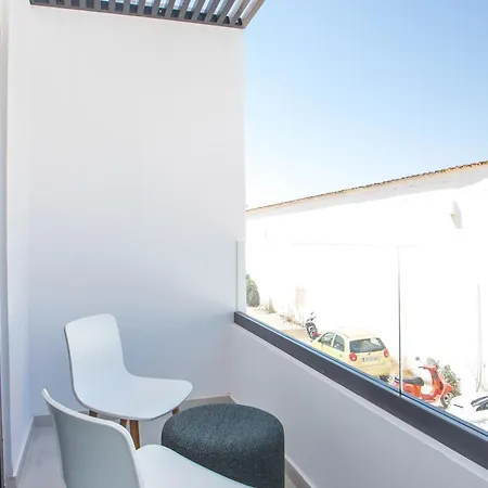 Aurora Living - Adults Only