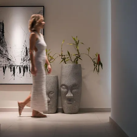 Aurora Living - Adults Only Otel